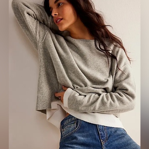 Free People Sweaters - NWOT Free people Luna pullover in grey size small